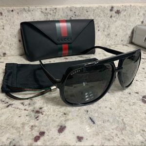 Gucci Aviator Sunglasses Black Oversized Frame Case Dust Bag